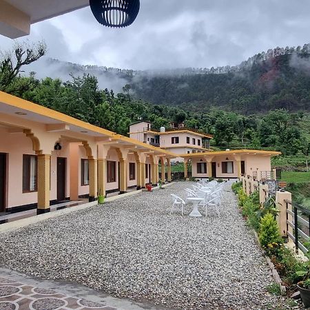 Shri Krishna Farms& Resorts Barkot Екстер'єр фото